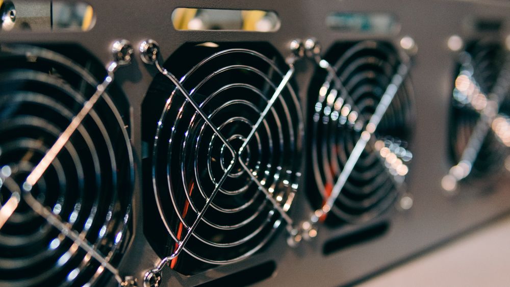 The Hidden Force Driving Bitcoin Volatility: A Massive $1.78 Billion Sell-Off